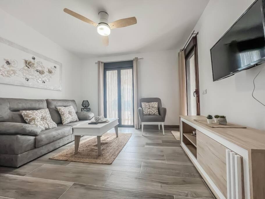 Modern 2 Bed Apartment With Pool In Frigiliana Exterior foto