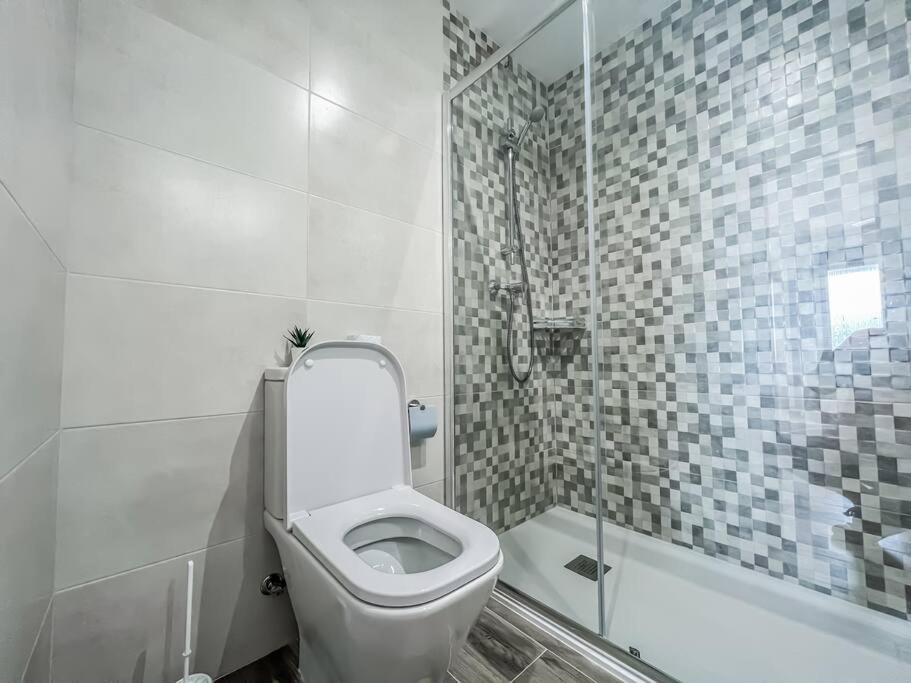 Modern 2 Bed Apartment With Pool In Frigiliana Exterior foto